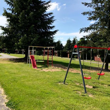 Ab Domki Caloroczne Nad Jeziorem Steszew Exterior photo